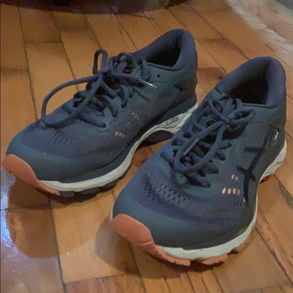 ASICS gel kayano 24